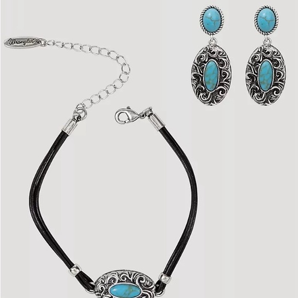 NWOT Wrangler Turquoise Earrings and Bracelet - Picture 2 of 6